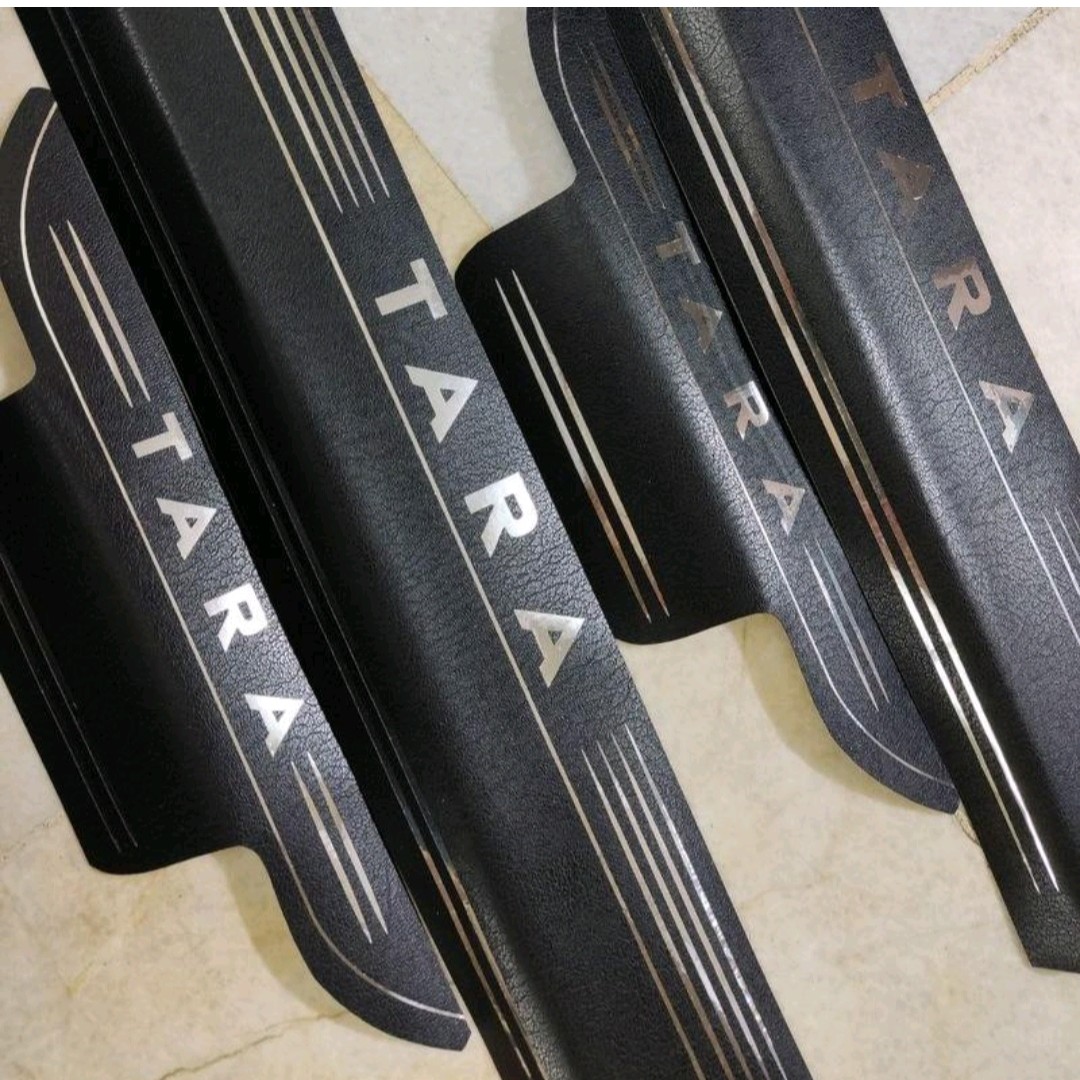 برچسب پارکابی خودرو تارا با پوشش دهی عالی رکاب خودرو رویه کار چرم با چسبندگی بسیار بالا و کیفیت عالی ضدآب و خش گیر عالی