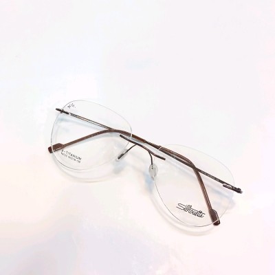 عینک طبی بلوکات بدون نمره مخصوص کار با کامپیوتر و گوشی موبایل