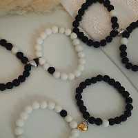 دستبند ست زنانه و مردانه مهره اونیکس و مگنت  گالری زریلیجات