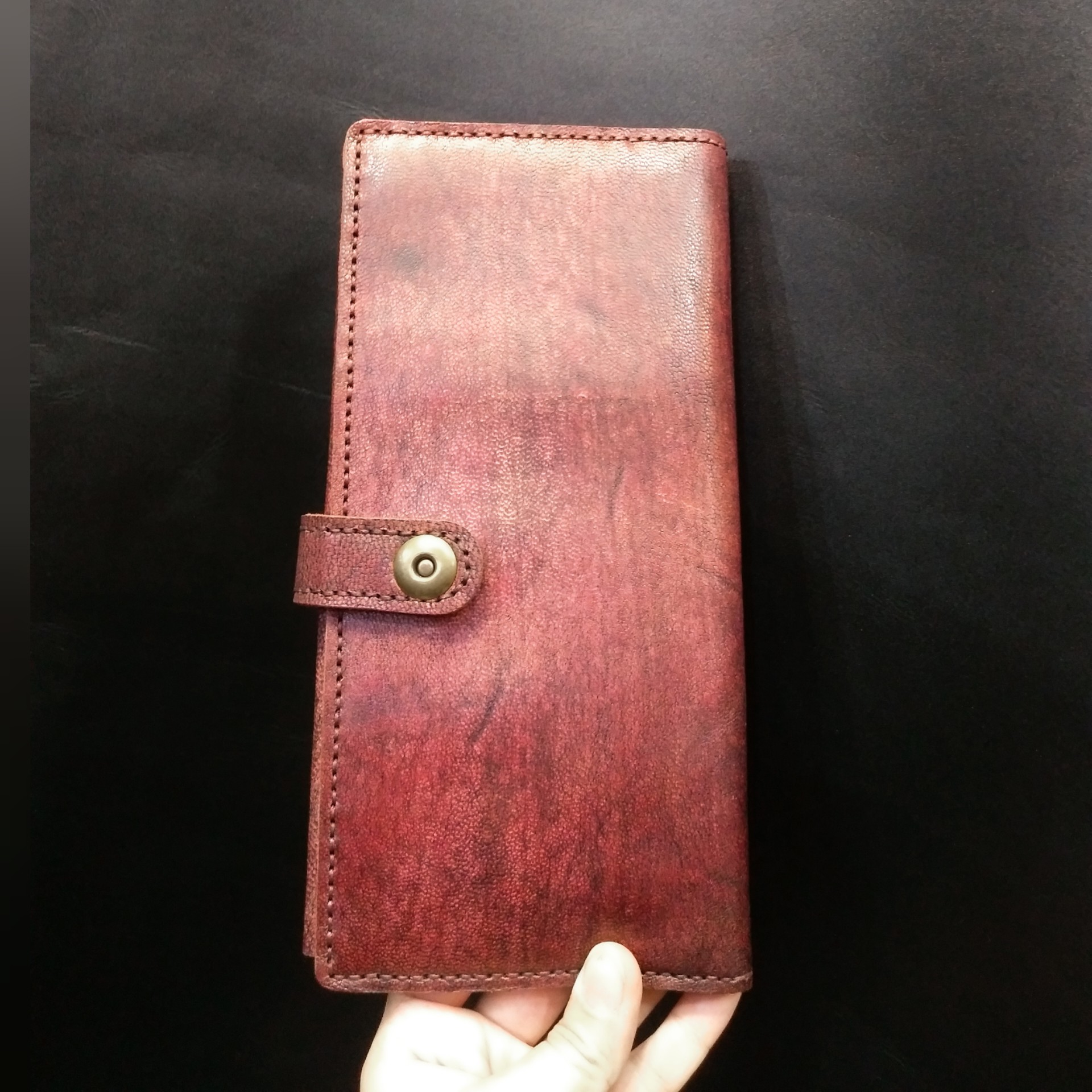 کیف دسته چک و پول باهم با چرم طبیعی گاوی و دستدوز