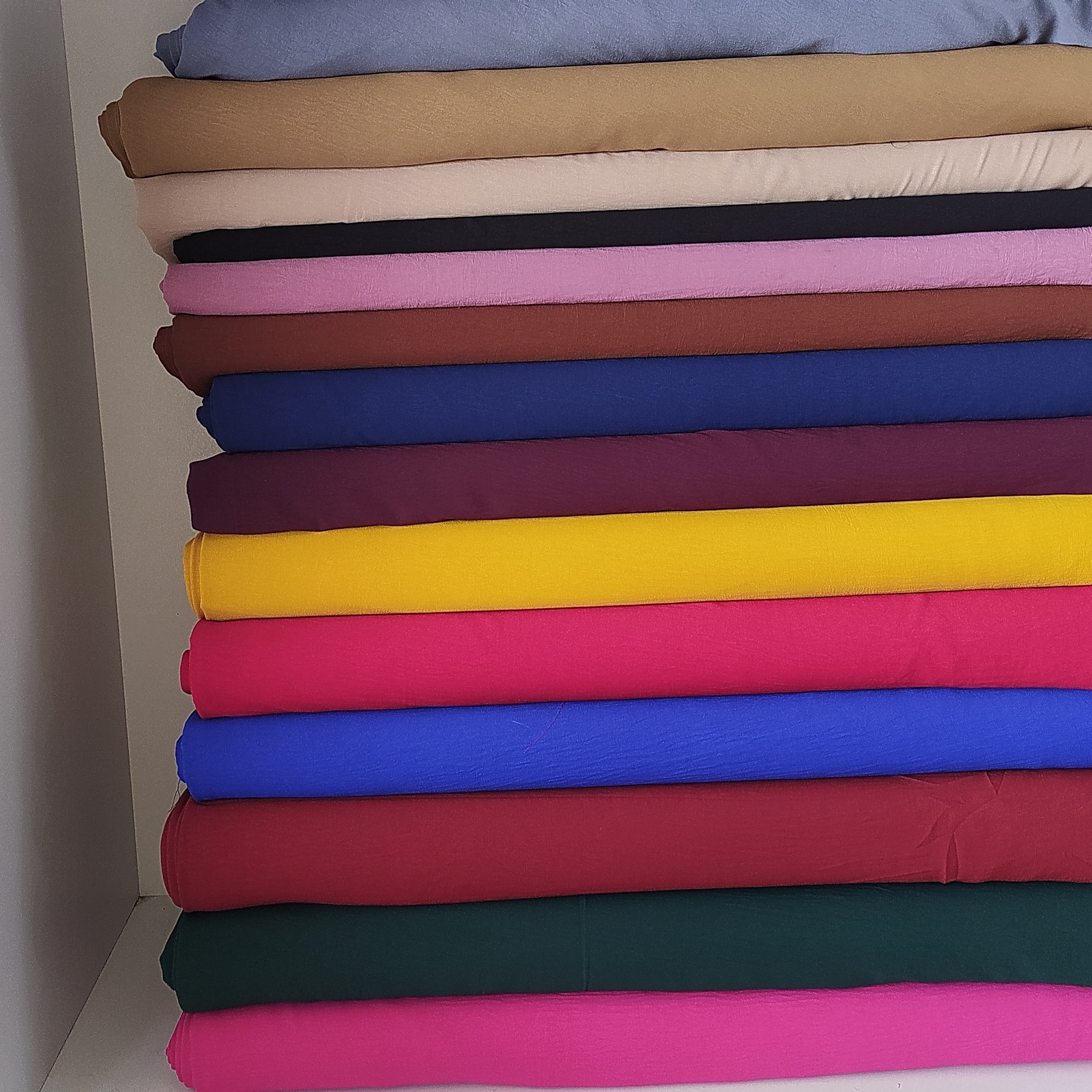 ابر و بادی                                          14رنگ