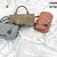 کیف کد 11609
پاسپورتی شنل زه دار
