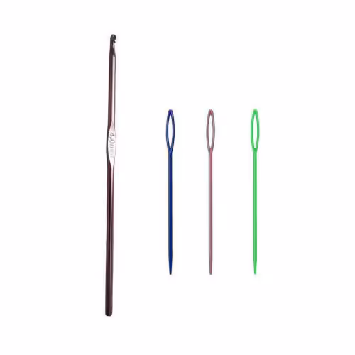 قلاب بافتنی شماره 4 به همراه 3 عدد سوزن دوخت کاموا