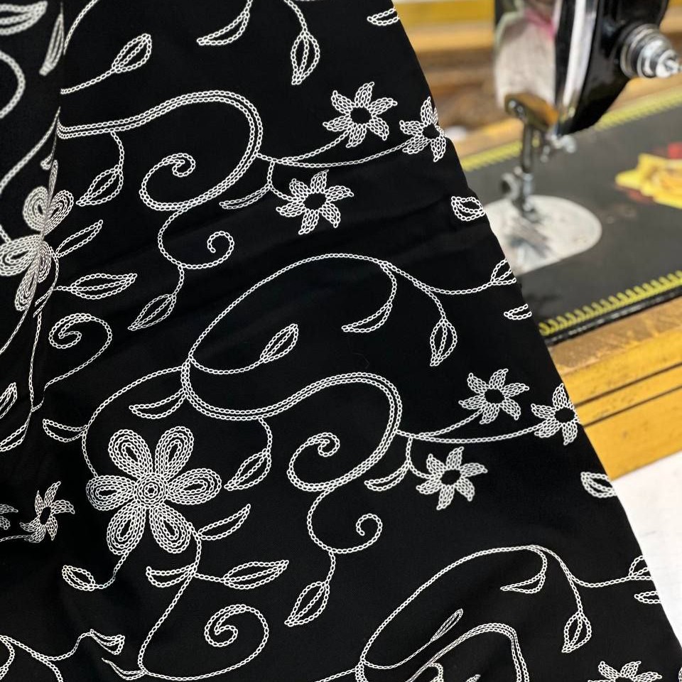 پارچه نخی طرح خامه دوزی کالکشن محرمی