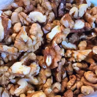 مغز گردوی پرچرب خراسانی امساله روشن و خوش طعم دقیقا مطابق با عکس( 500گرمی)