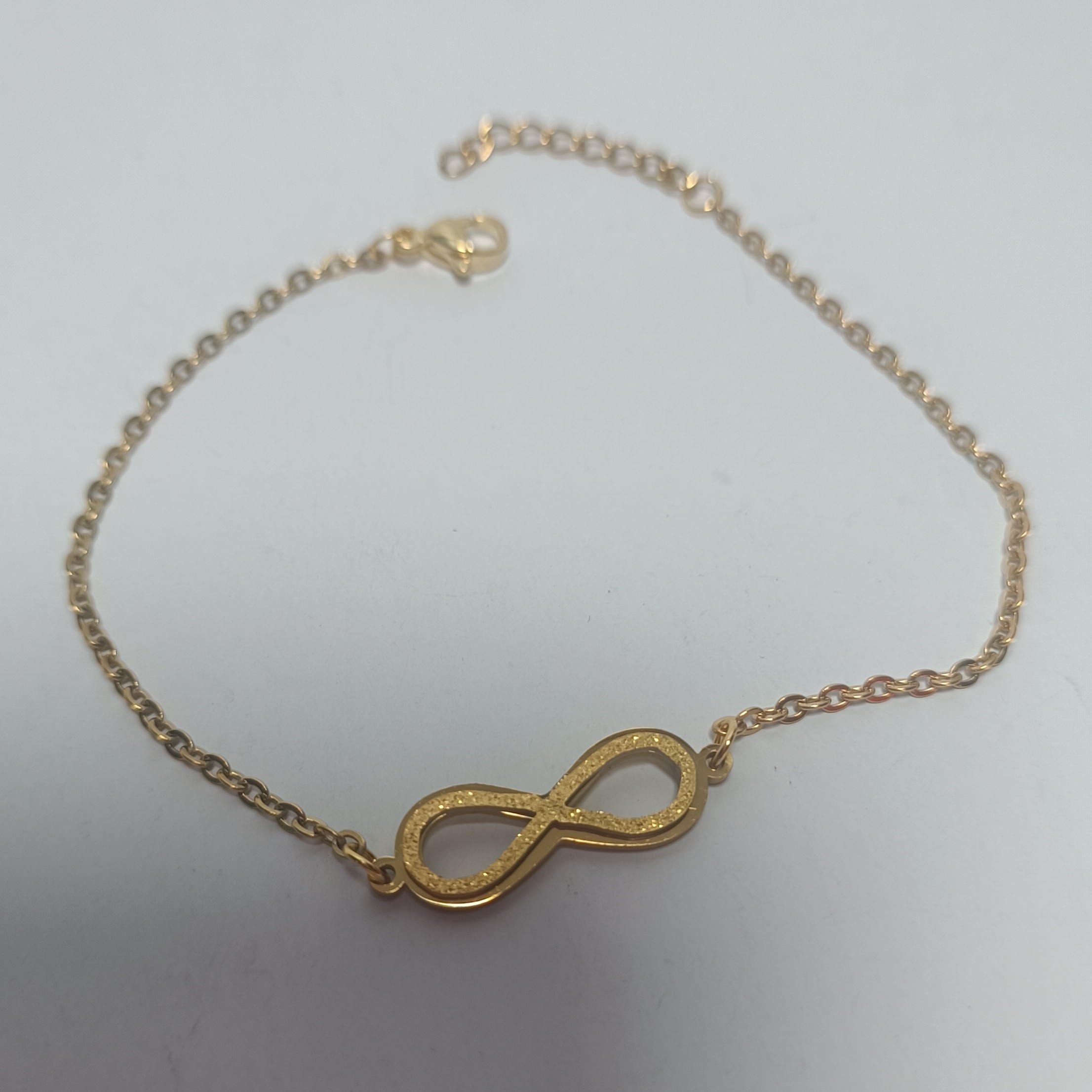 دستبند استیل رنگ ثابت طلایی کد11فروشگاه آیسان 