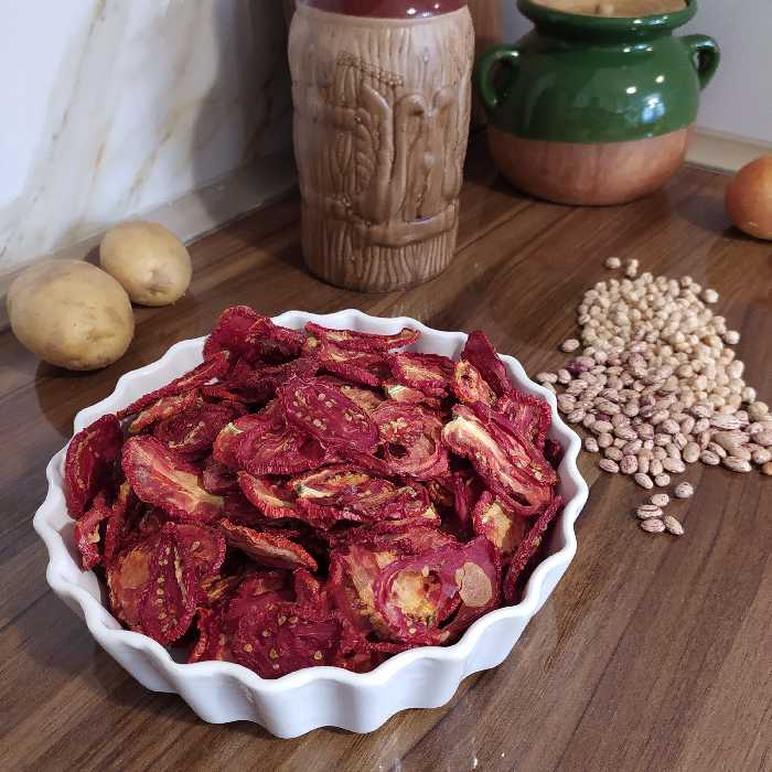 گوجه خشک بدون نمک بسته ی 250 گرمی شد