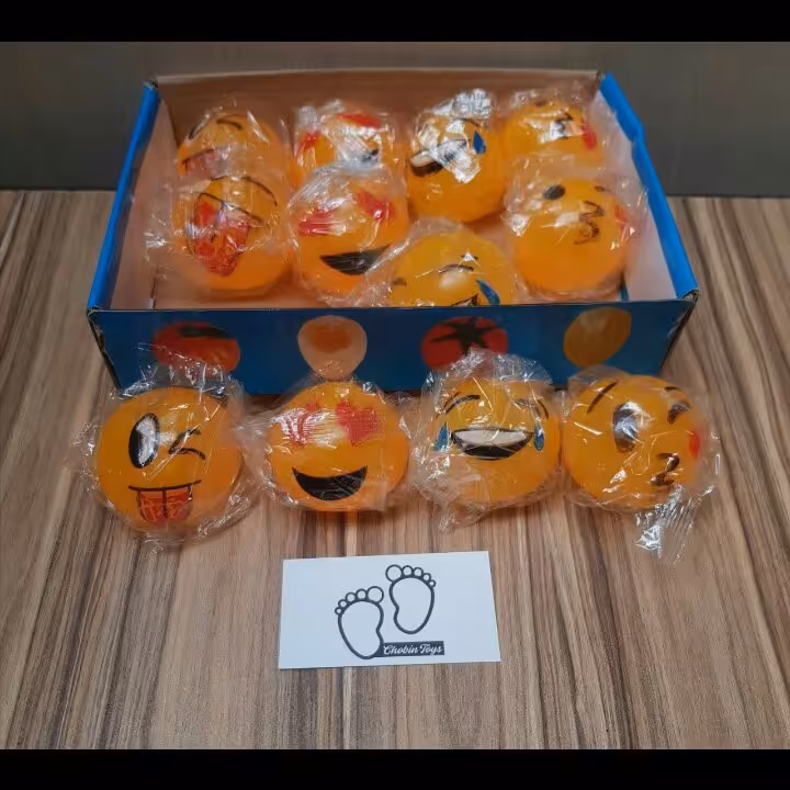 له شونده های ایموجی در چهار طرح