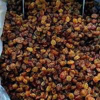 کشمش پلویی  اعلاء(نیم کیلویی) طهورا