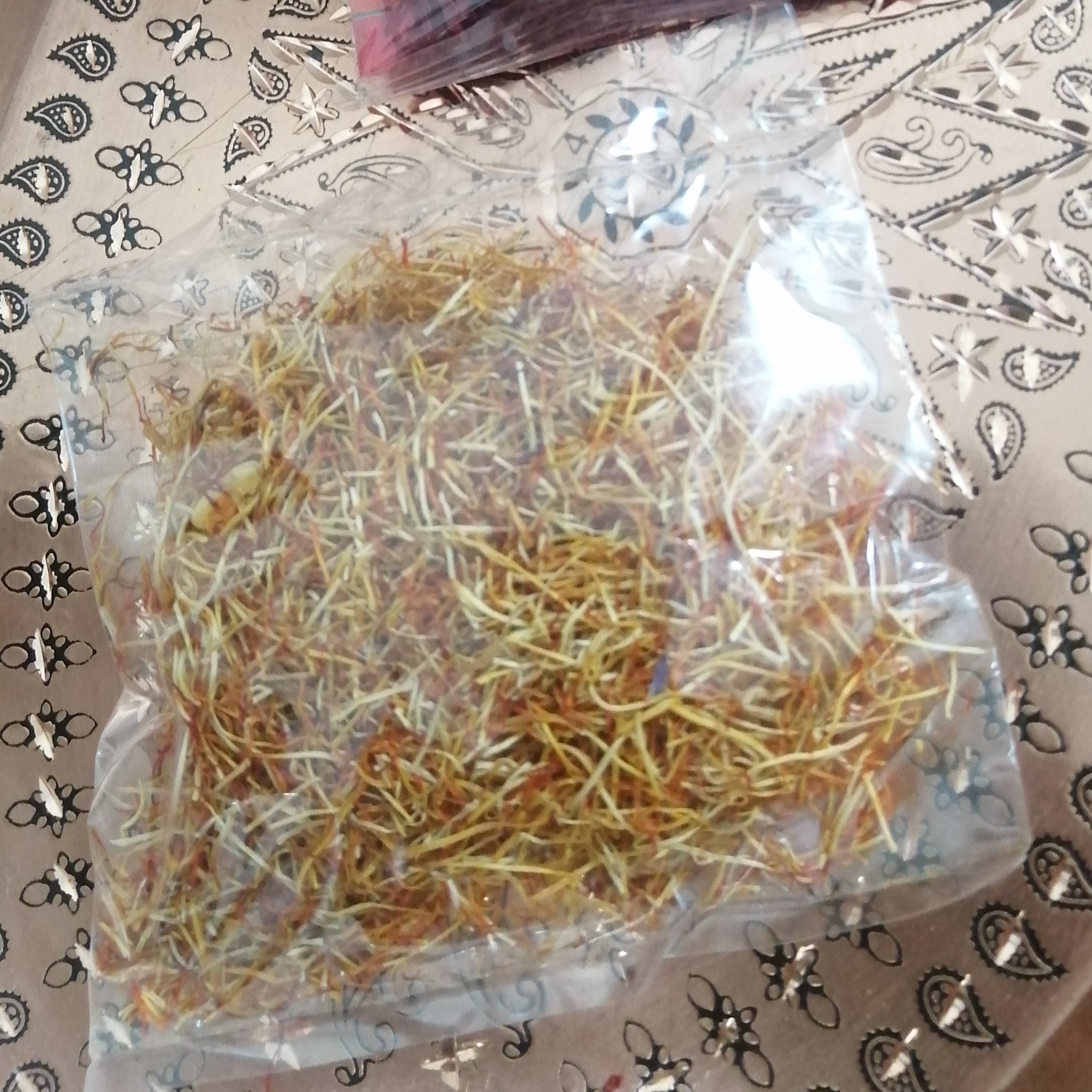 ریشه زعفران یک مثقالی
