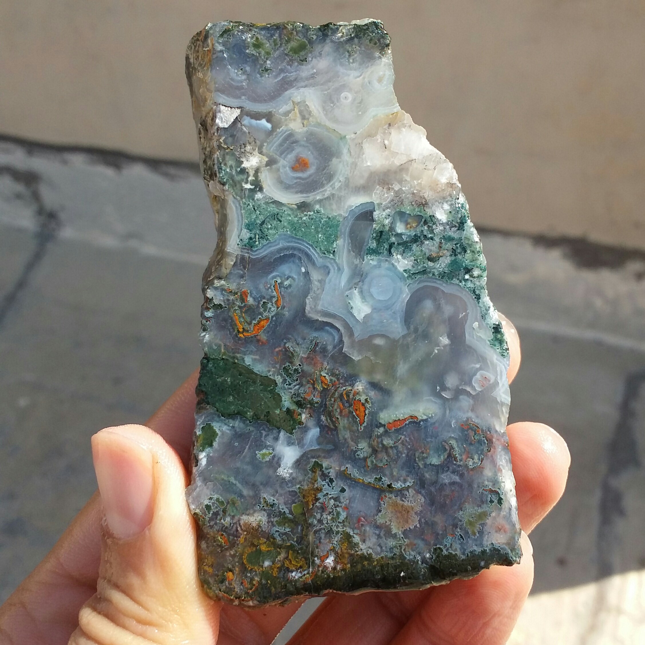 اسلایس سنگ راف عقیق منظره هفت رنگ بابا قوری دار
 100 در 100 طبیعی شاهکار خلقت
با قابلیت ساخت چند اسلایس و نگین 
کد 11611