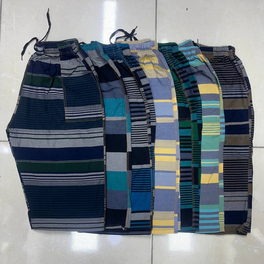 شلوارک پنبه سنگ شور شده در 9 رنگ و دو سایز قواره دار در سایز 3xو 2xو 4xو5x