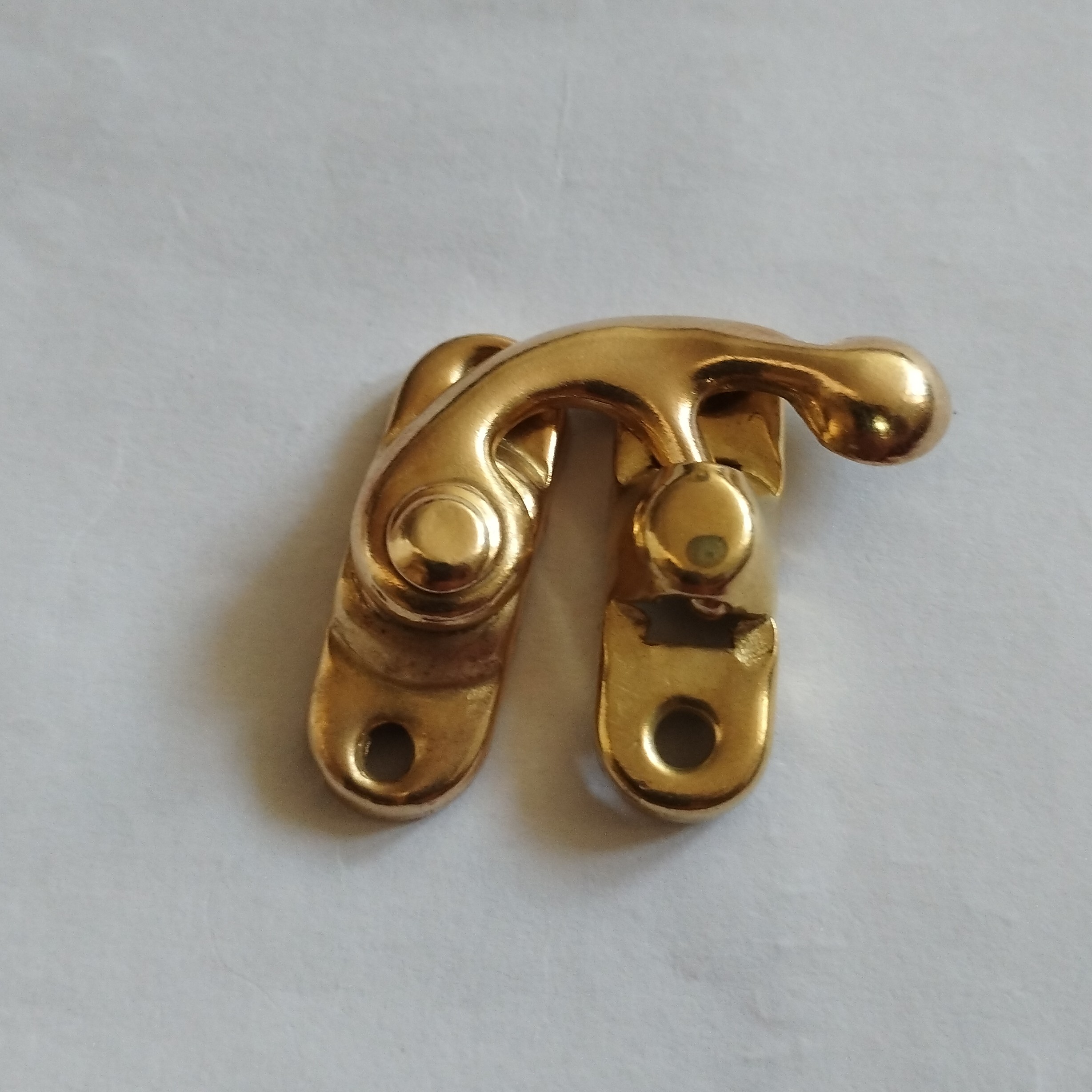 چفت کلونی  چفت درب جعبه باکس و کادو  رنگ طلایی  ، بسته 50 تایی