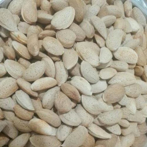 بادام سنگی درجه یک
