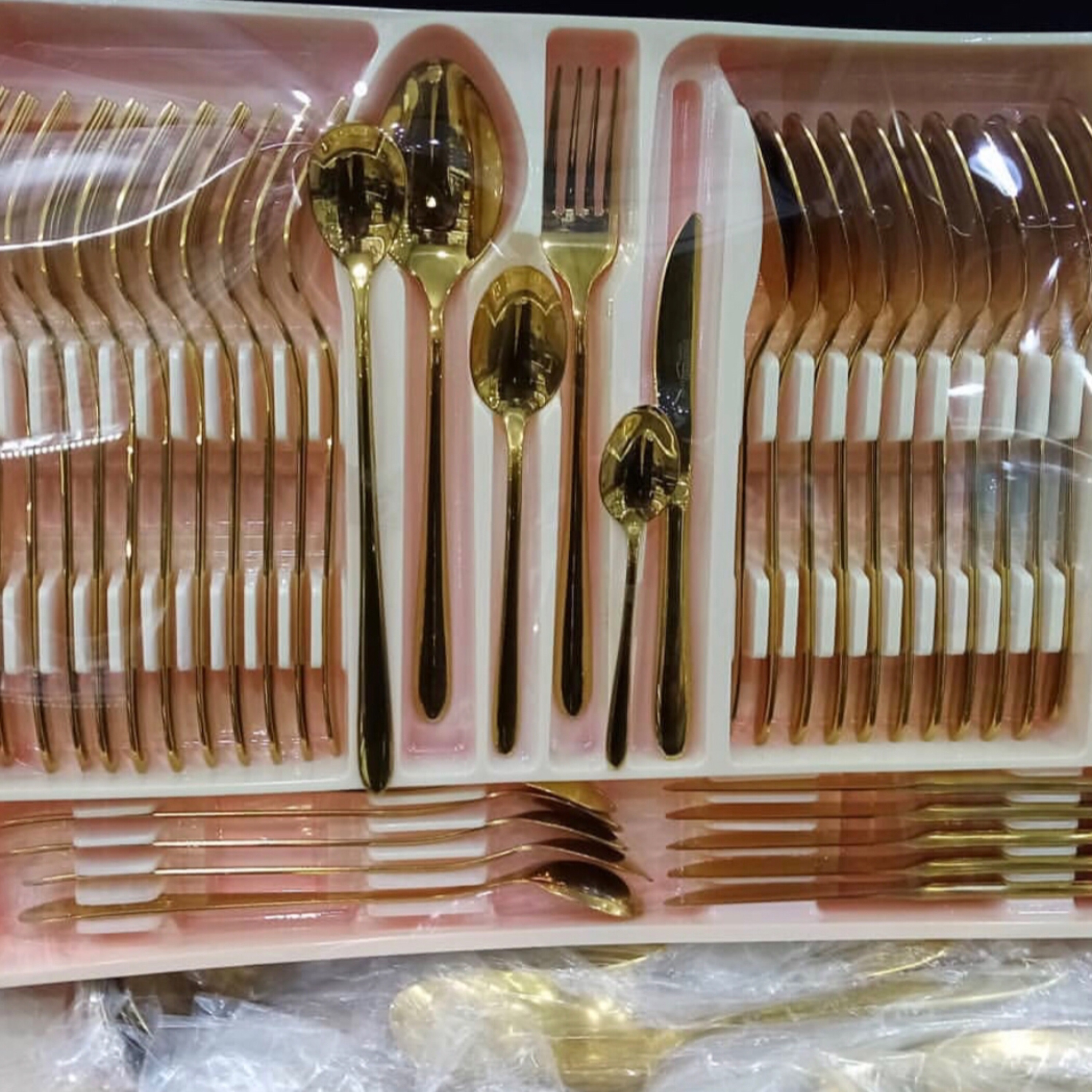 سرویس120 پارچه قاشق چنگال سولینگن طلایی رنگ ثابت درجه یک ارسال رایگان