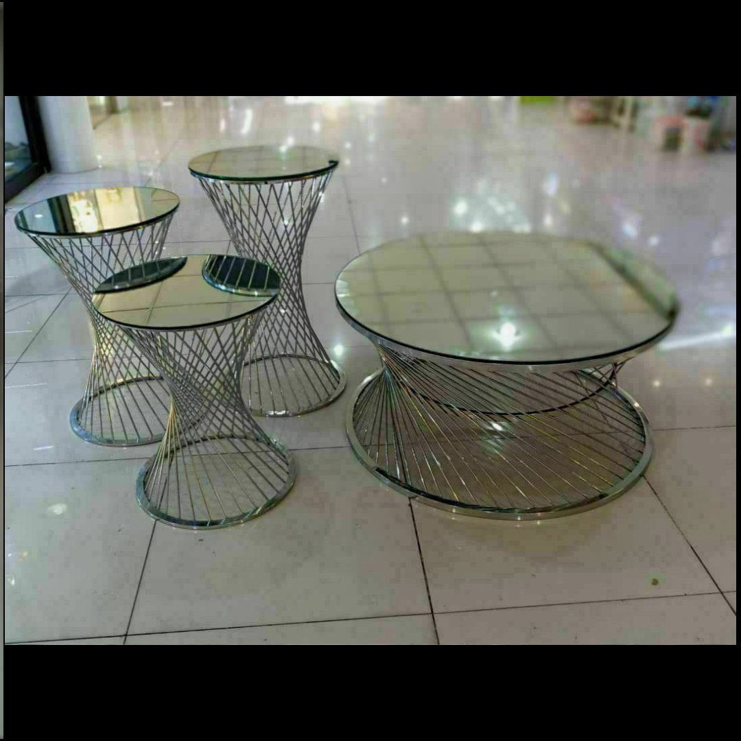 میز عسلی و جلو مبلی مدل حصیری رنگ نقره ای 