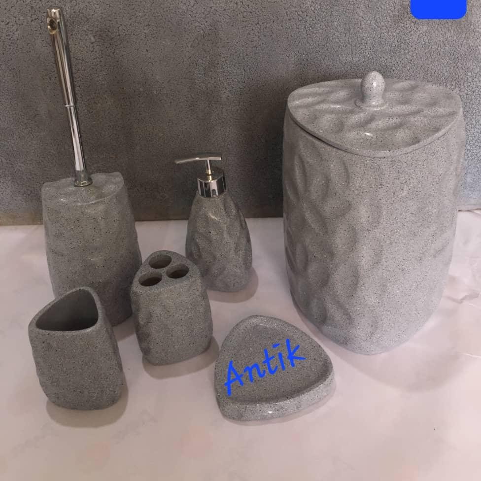 ست سرویس بهداشتی 6 پارچه رزین مدل آنتیک طوسی ( با جاصابونی هدیه )