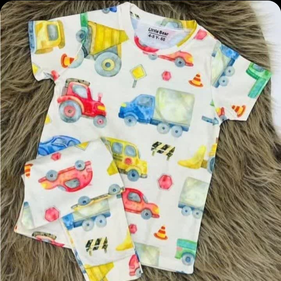  ست راحتی پسرانه طرح کامیون در 6 سایز