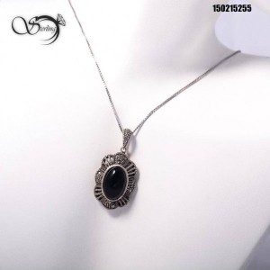 گردنبند نقره با سنگ عقیق مشکی کد:1239