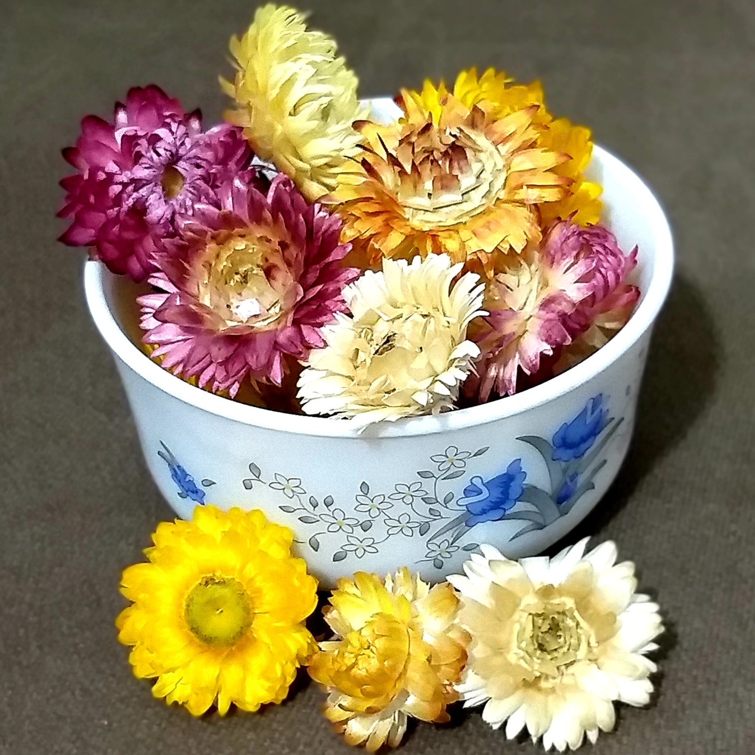 گل مینا ( 10 گرمی) رفع سردرد های عصبی و میگرن