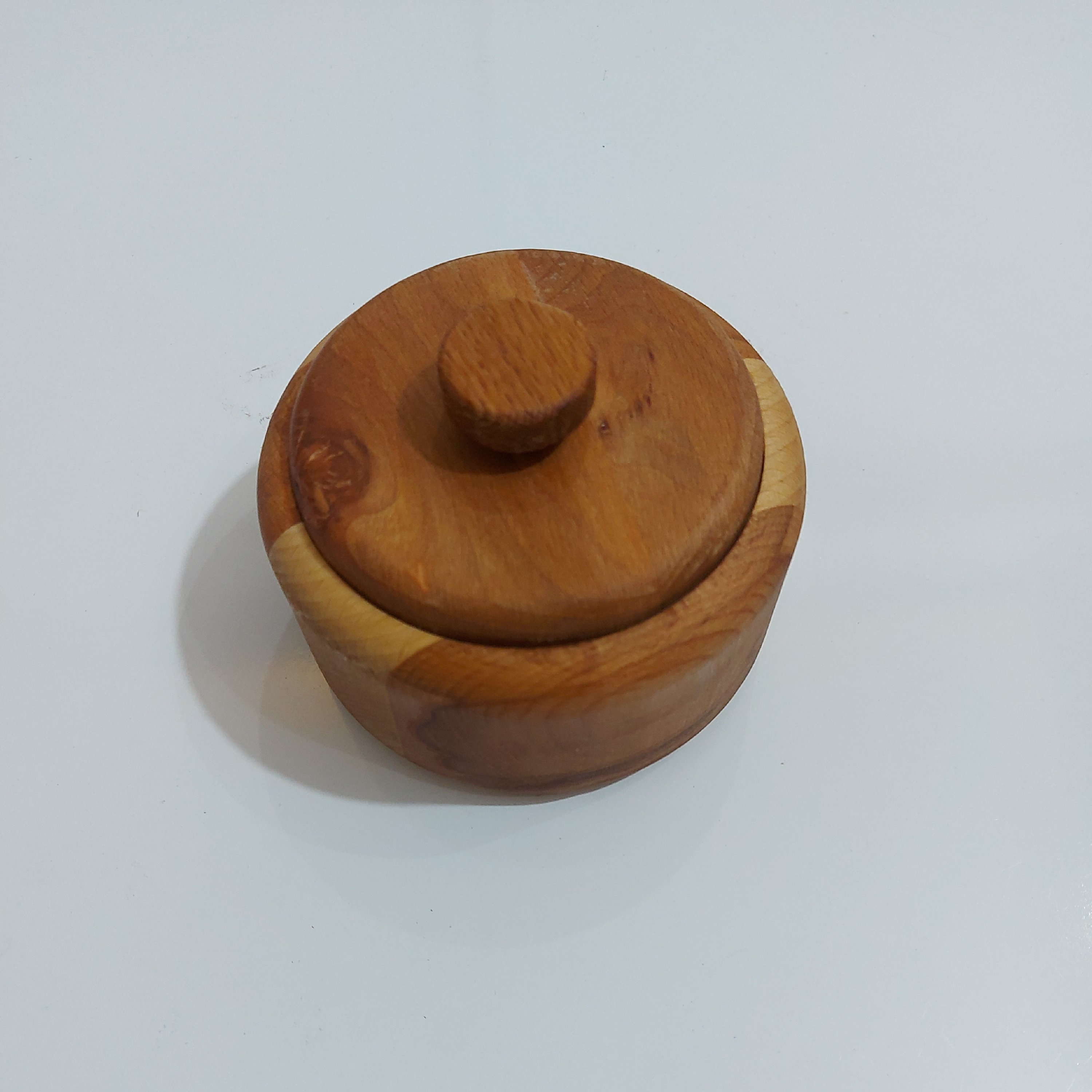 قندان و شکلات خوری