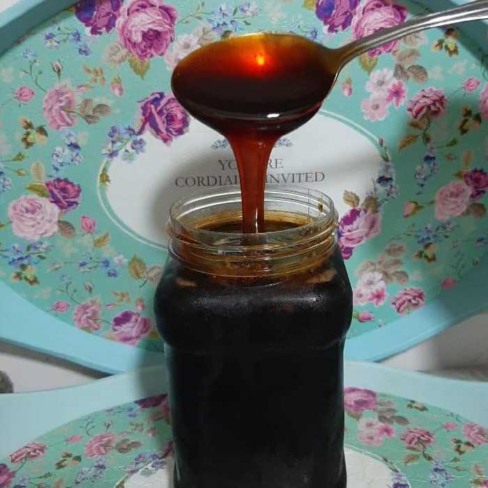 شیره توت   طبیعی وخالص و خوش طعم  یک کیلو گرمی