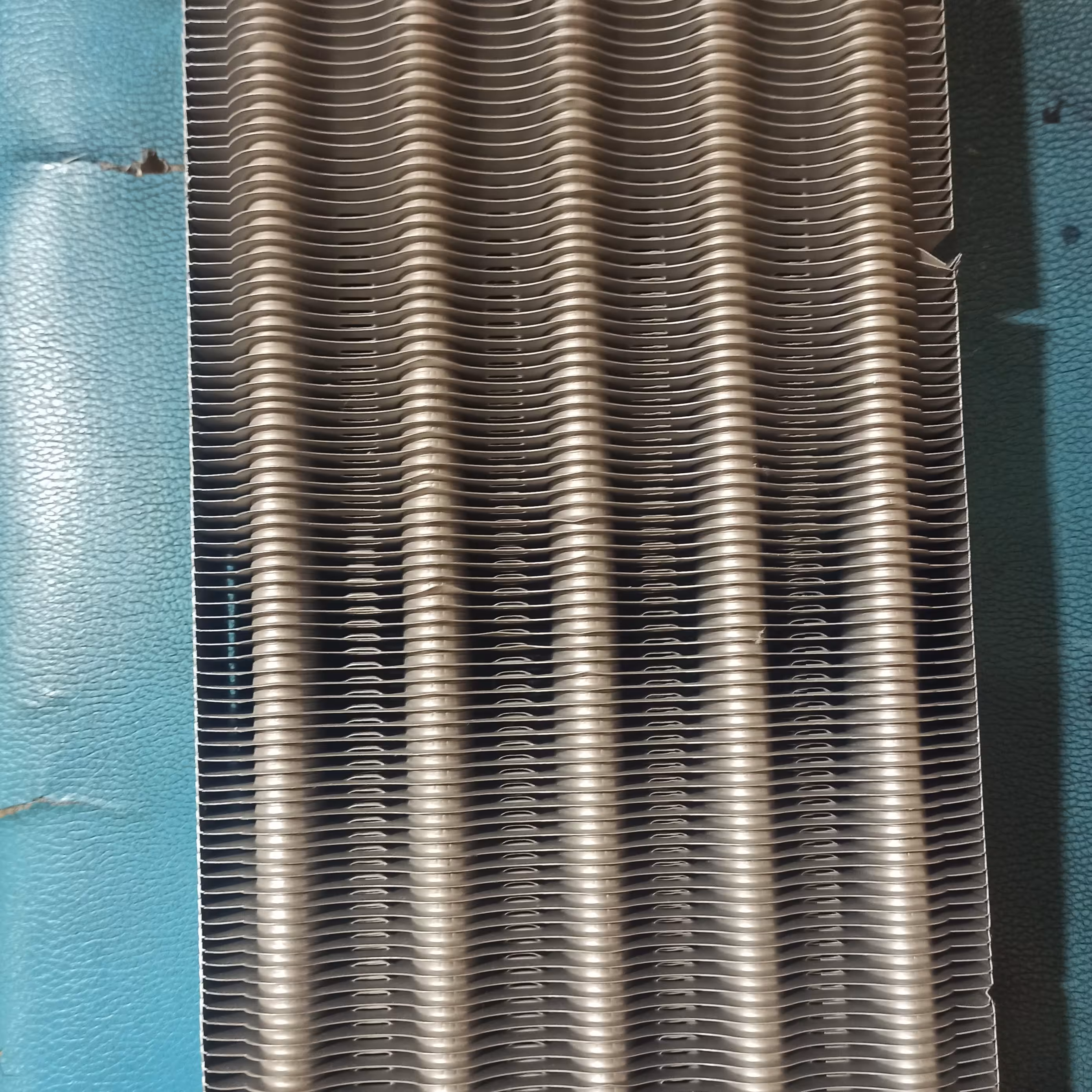 مبدل اصلی ایران رادیاتورمدل  ‌b