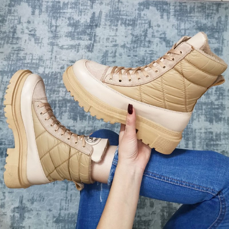 نیم بوت زنانه اسپرت رویه کاپشنی ضد آب موجود در سایز های 37 تا 40