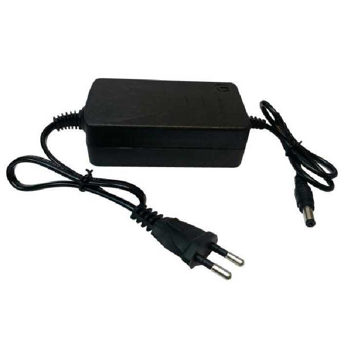 آداپتور 12 ولت 2 آمپر ایرانی