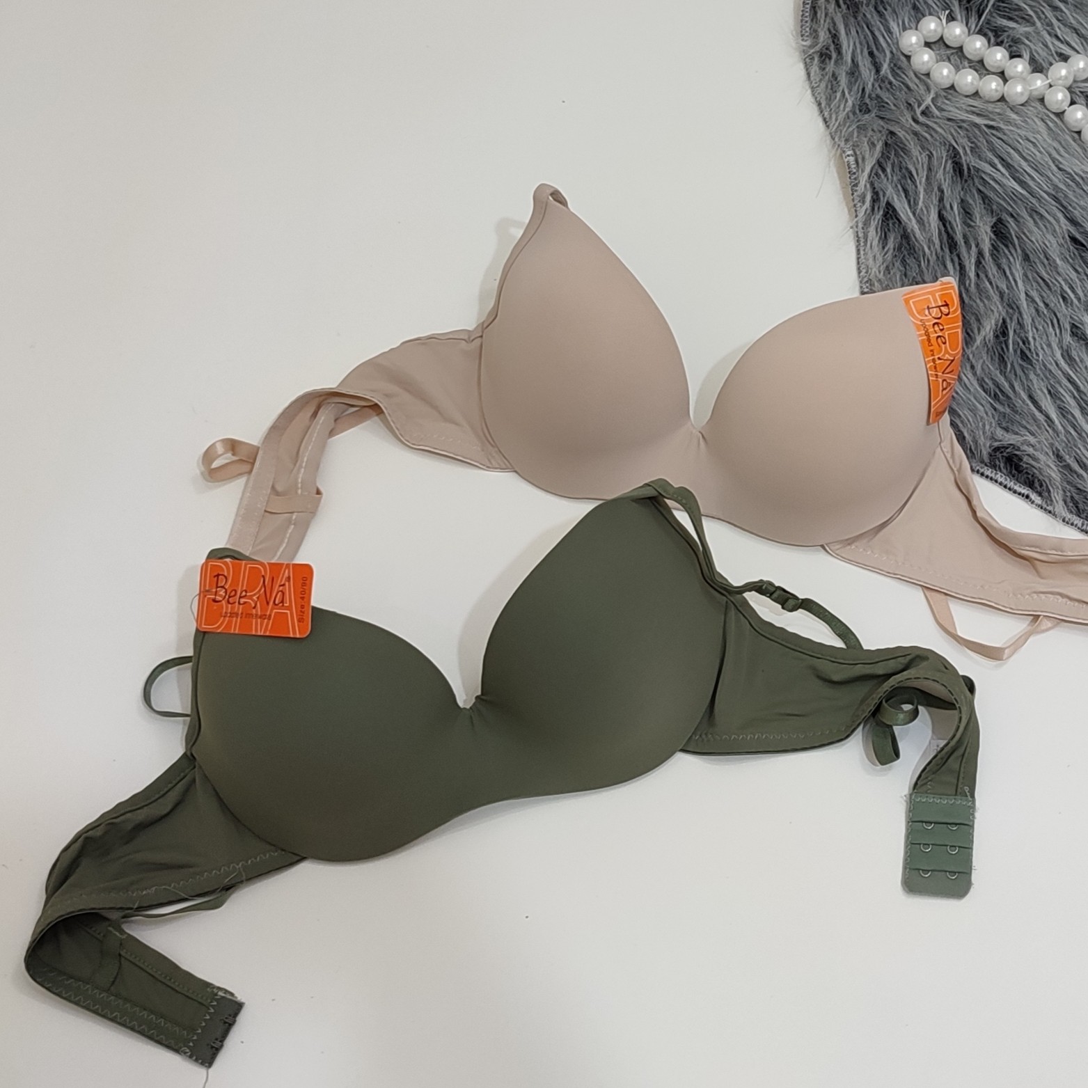 سوتین مانکنی وارداتی رنگ سبز