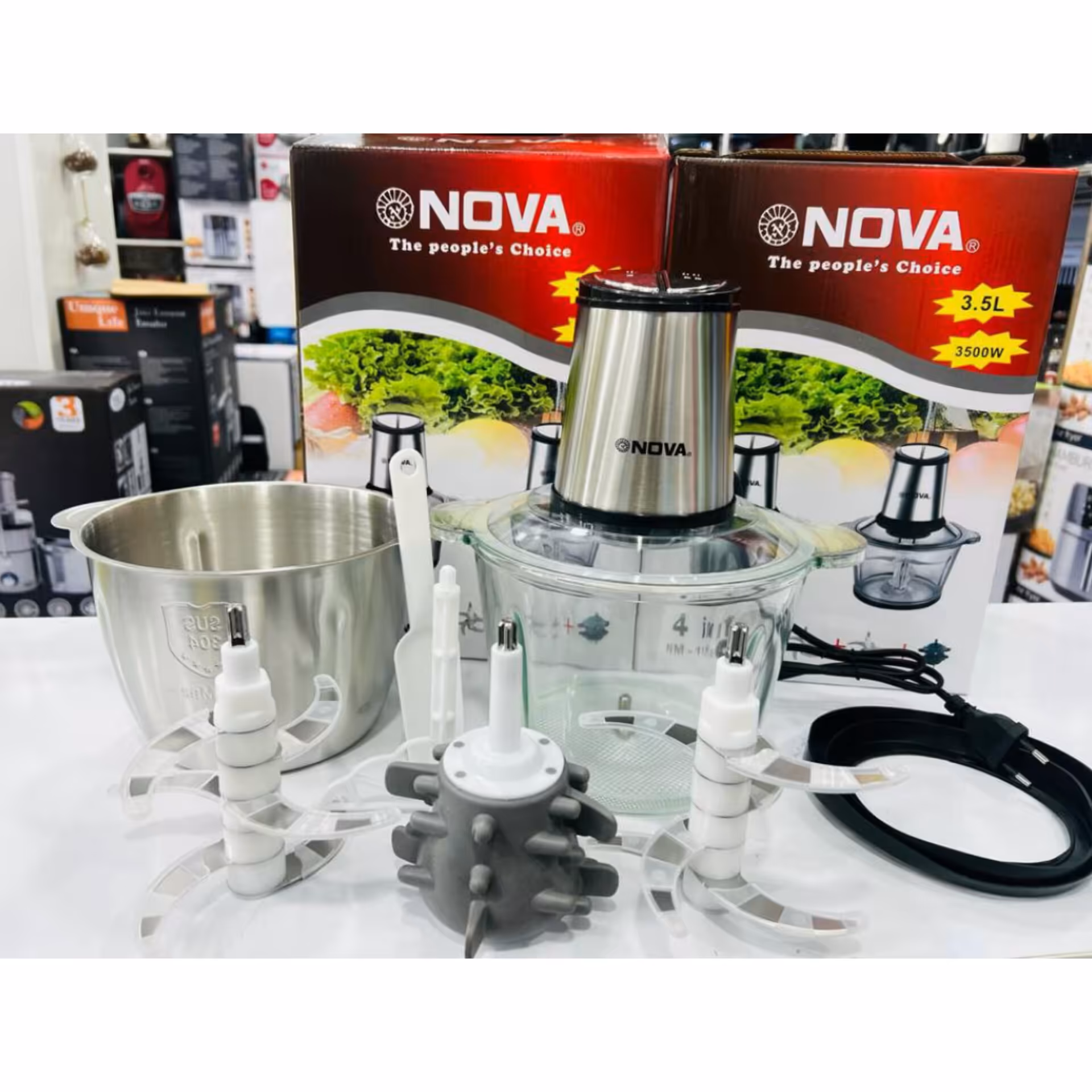 خردکن غذاساز دوقلو نوا 3.5 لیتری مدل NM1121MC دارای 2 عدد 6 تیغ پرسی