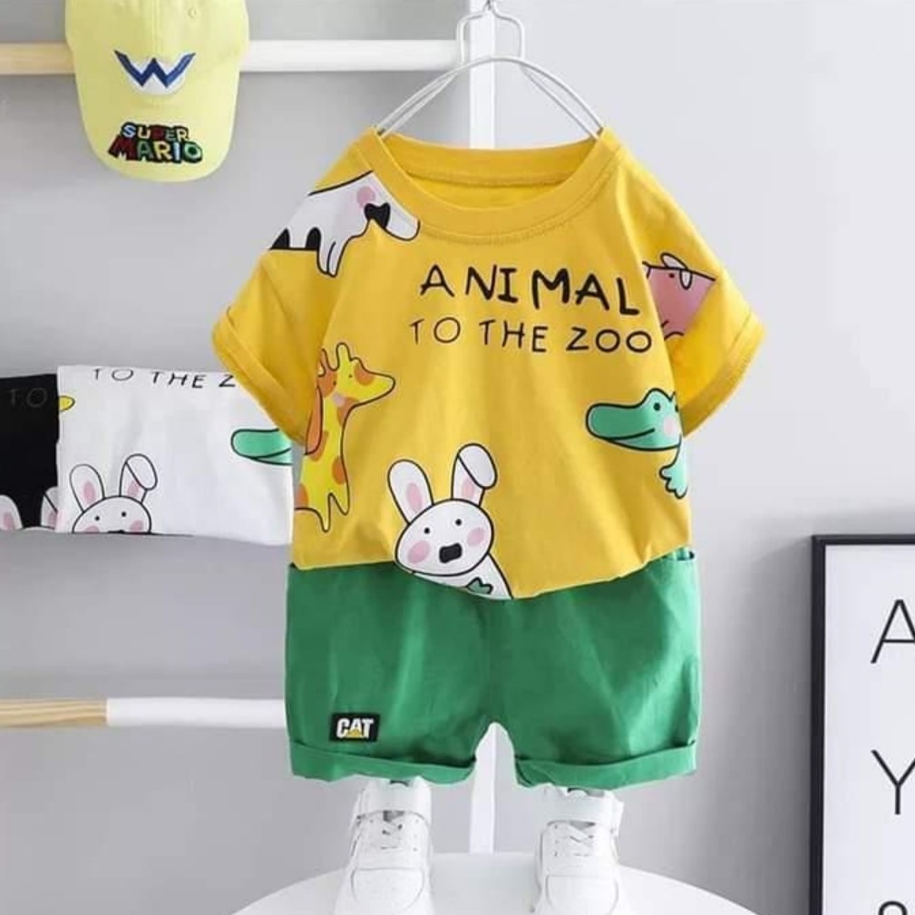 ست دوتیکه وارداتی اسپرت طرح حیوانات،جنس و کیفیتش بینظیره،هرچی از قشنگی کار بگم کم گفتم