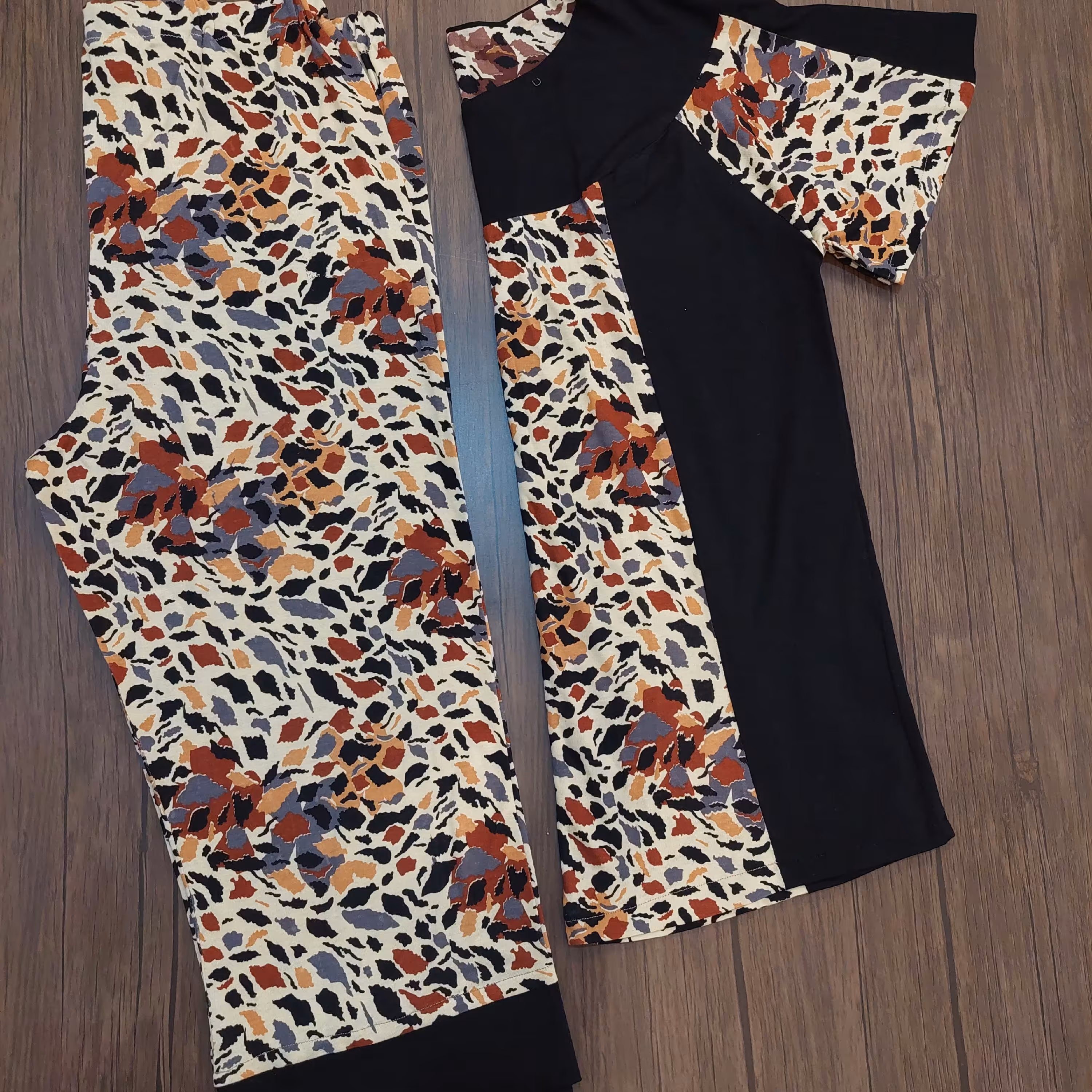 تاپ شلوارک راحتی  و ورزشی تریکو