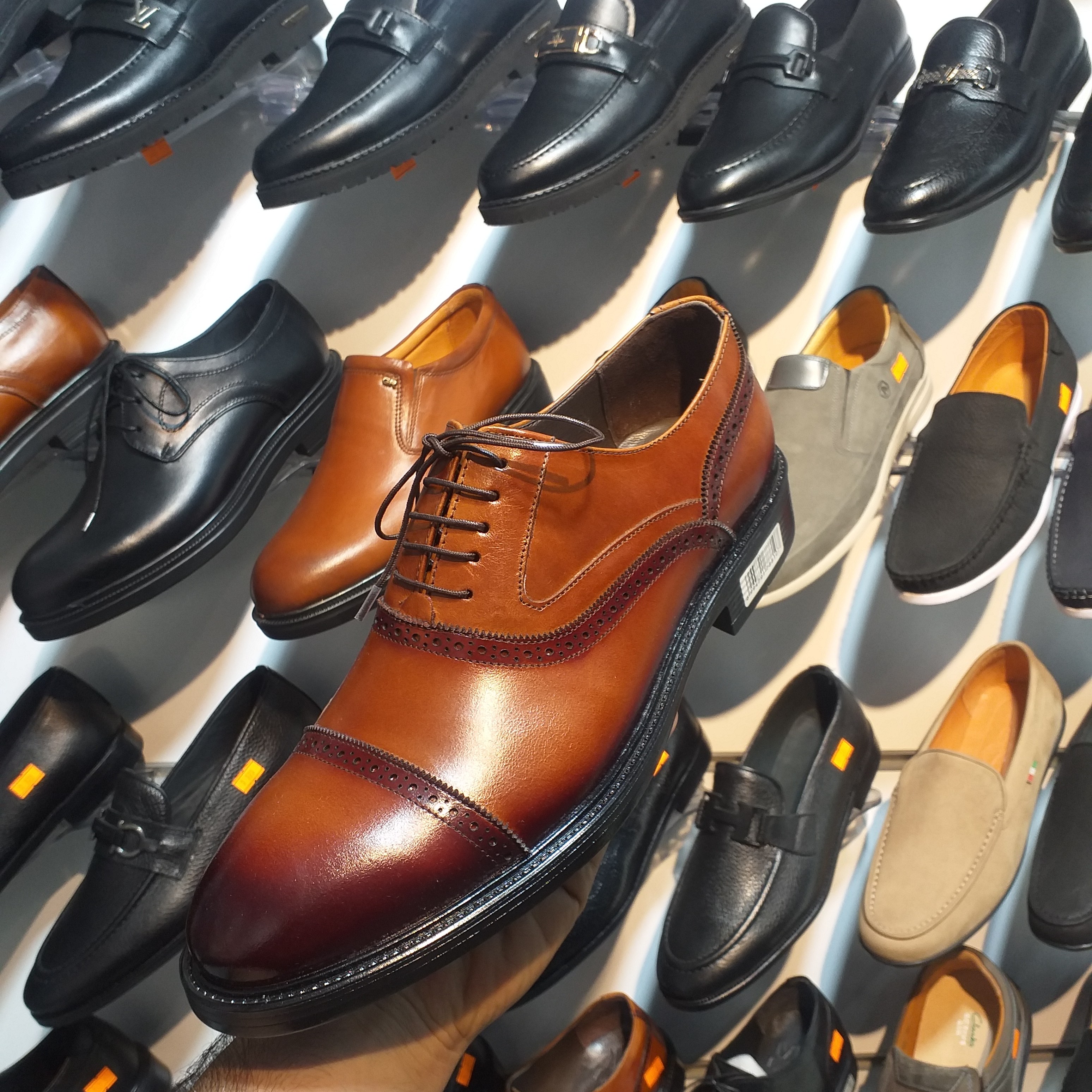 کفش مردانه چرم طبیعی زیره ترمو مدل برت