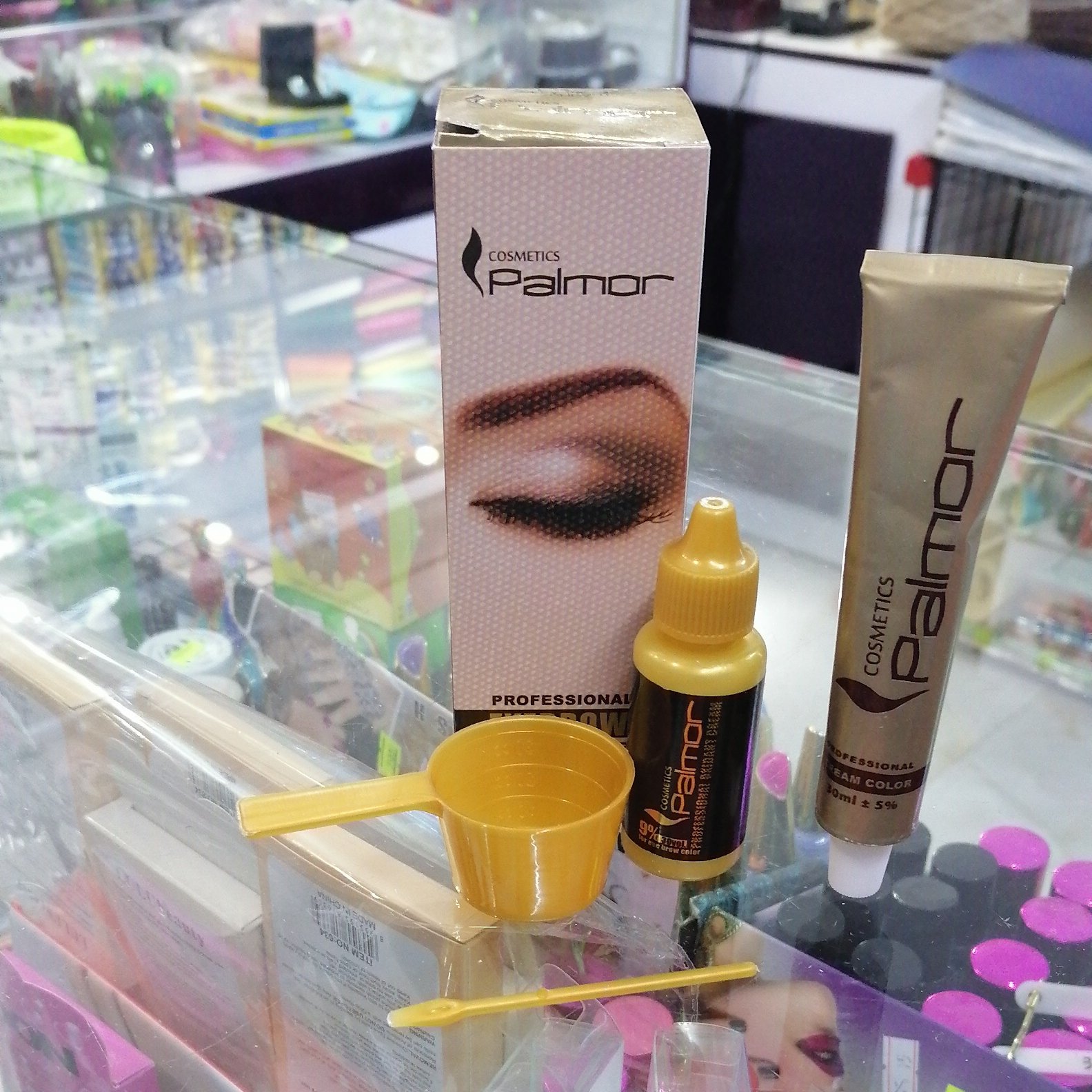 رنگ ابرو پالمور