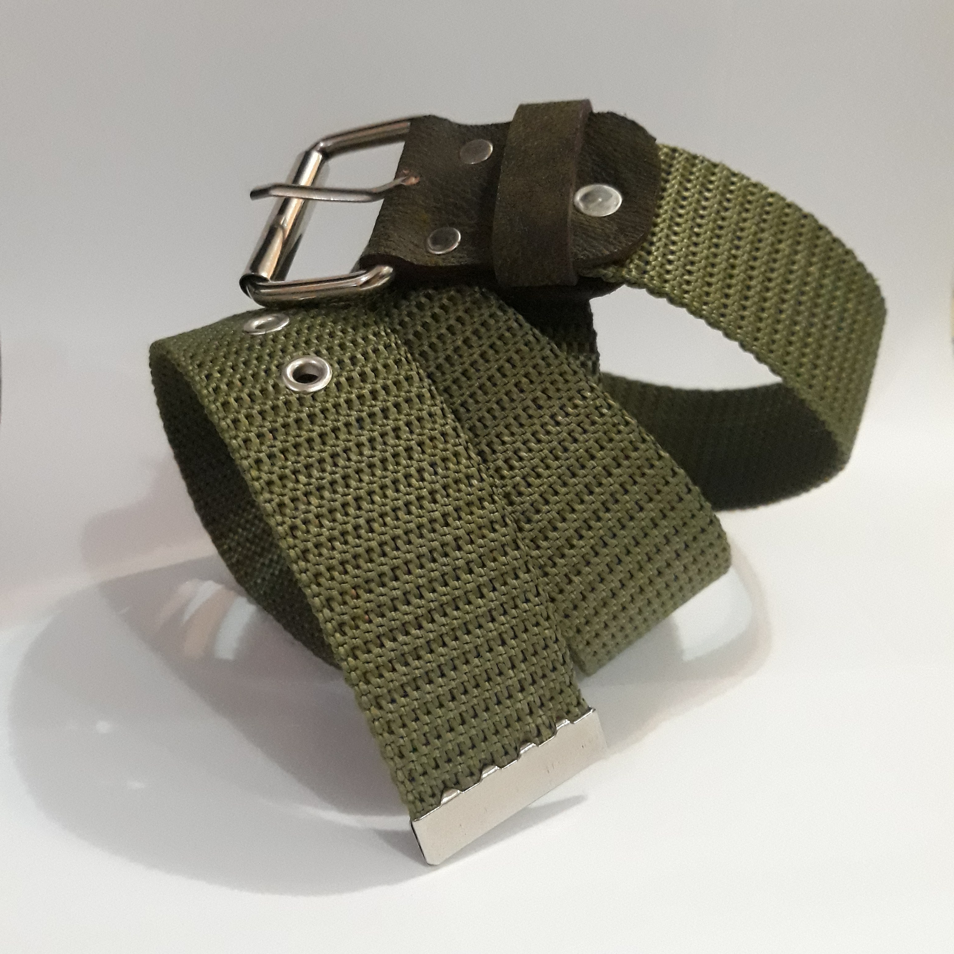 کمربند اسپرت سایز اسلیم مناسب کمپینگ - کوهنوردی - محل کار  و سایر