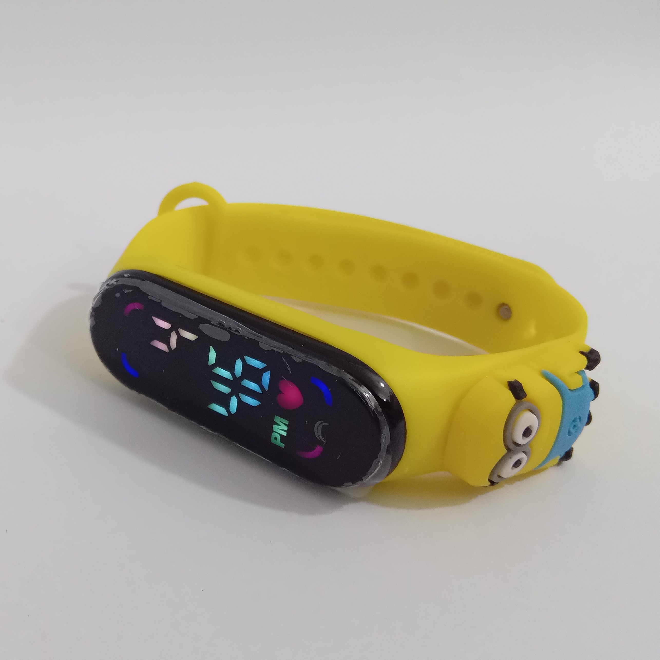 ساعت دیجیتال زرد