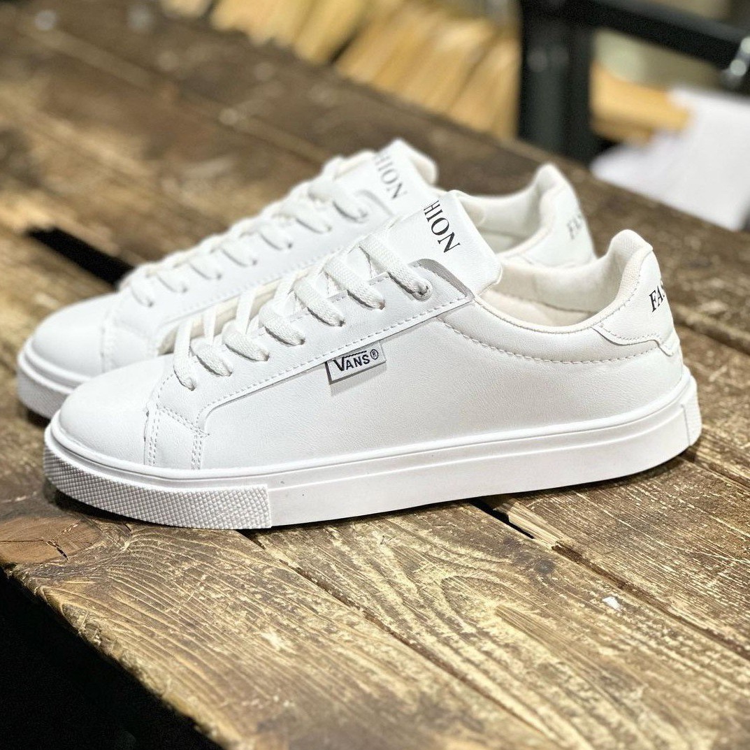 کفش مردانه و زنانه مدل ونس در دو رنگ سفید و مشکی ارسال رایگان