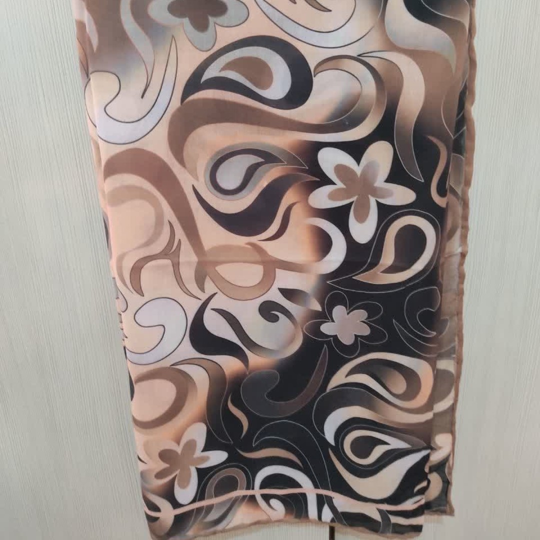 روسری های نخی 