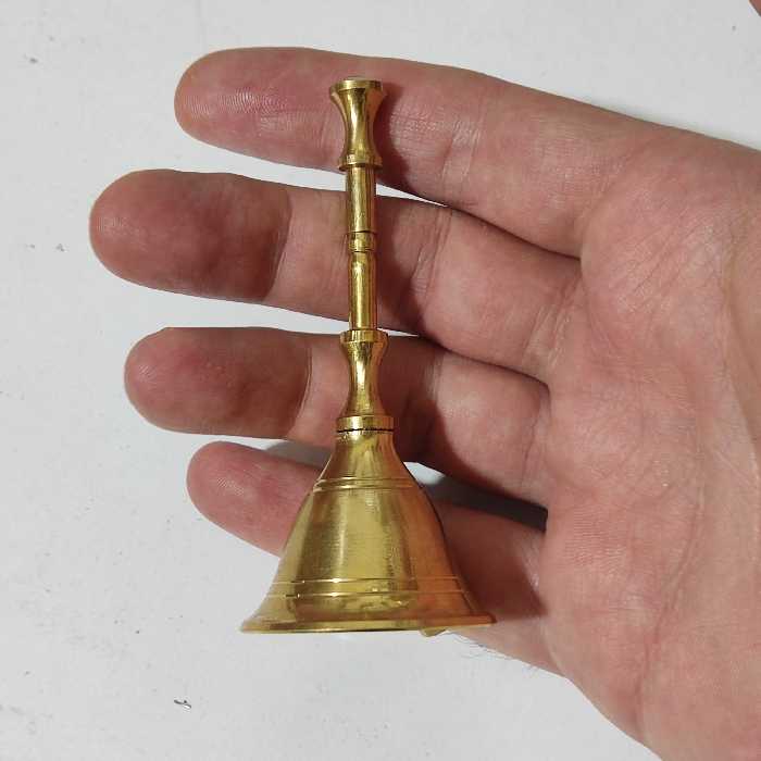 زنگوله رو میزی تمام برنجی ( برنز ) هندی با سطح کیفیتی درجه یک و قابل شستشو بدون تغییر رنگ بسیار زیبا و مناسب استفاده