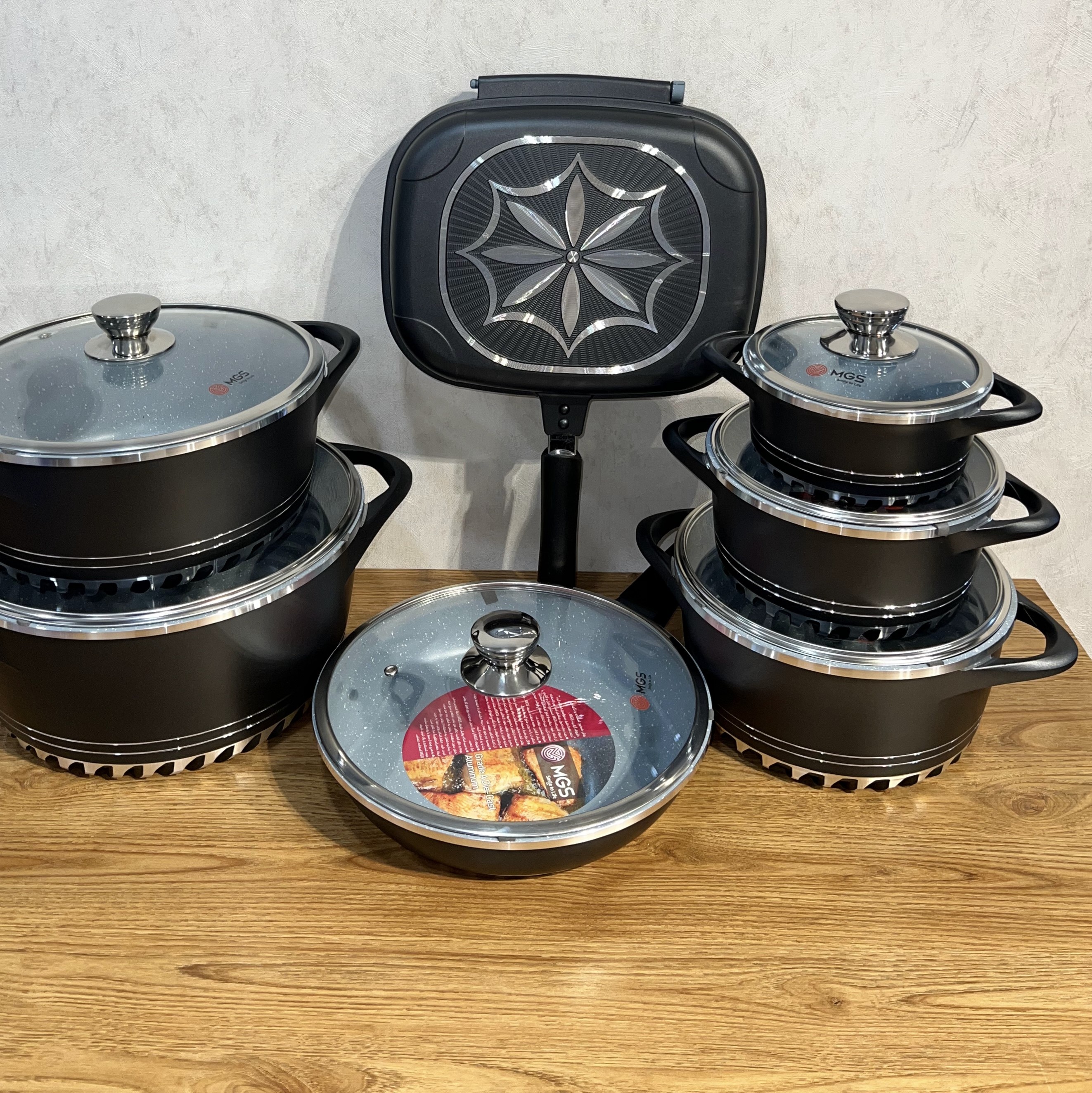 سرویس قابلمه 17 پارچه MGS درجه یک