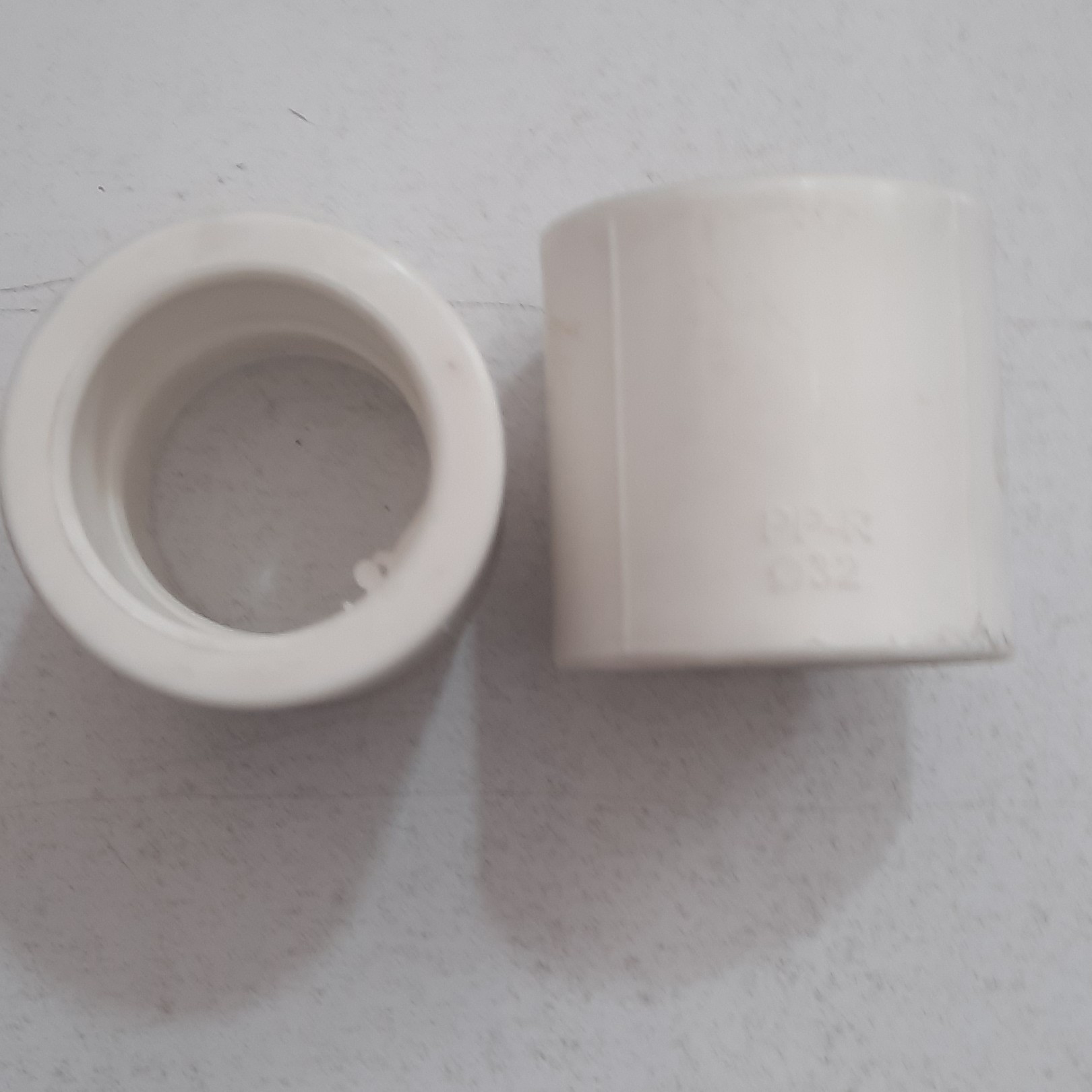 بوشن ساده سفید اذین سایز32