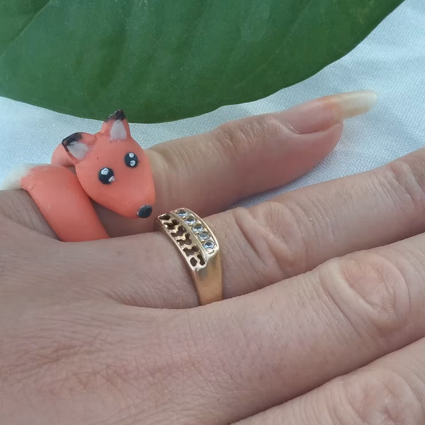 انگشتر طرح  روباه با خمیر هواخشک