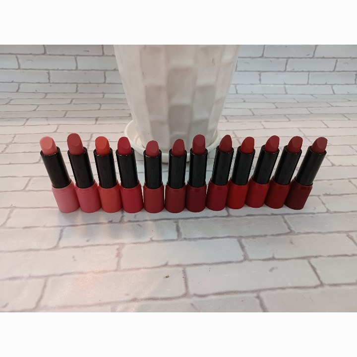 رژلب جامد آرتسکین
artskin