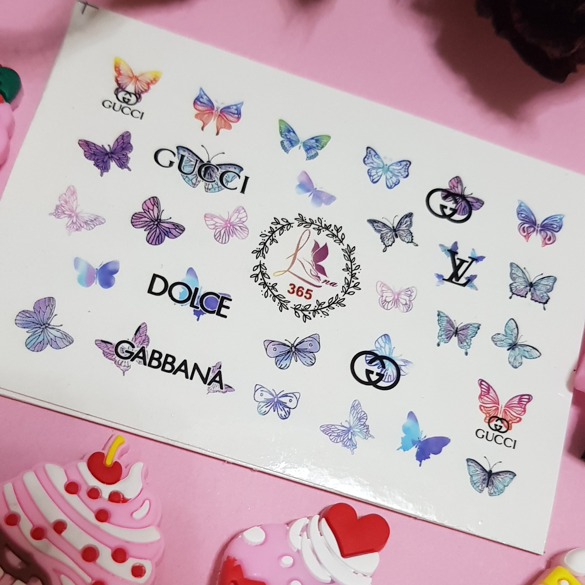 لنز ناخن طرح پروانه هولوگرامی           استیکر ناخن  برچسب ناخن