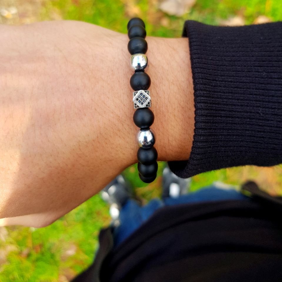 دستبند چند ضلعی