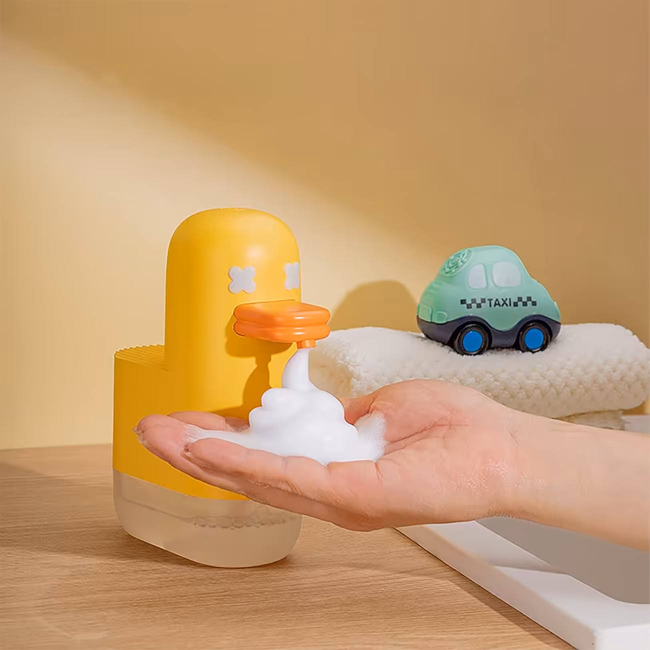 دستگاه فوم ساز مایع دستشویی شارژی اتوماتیک فانتزی اردک ناز OE01