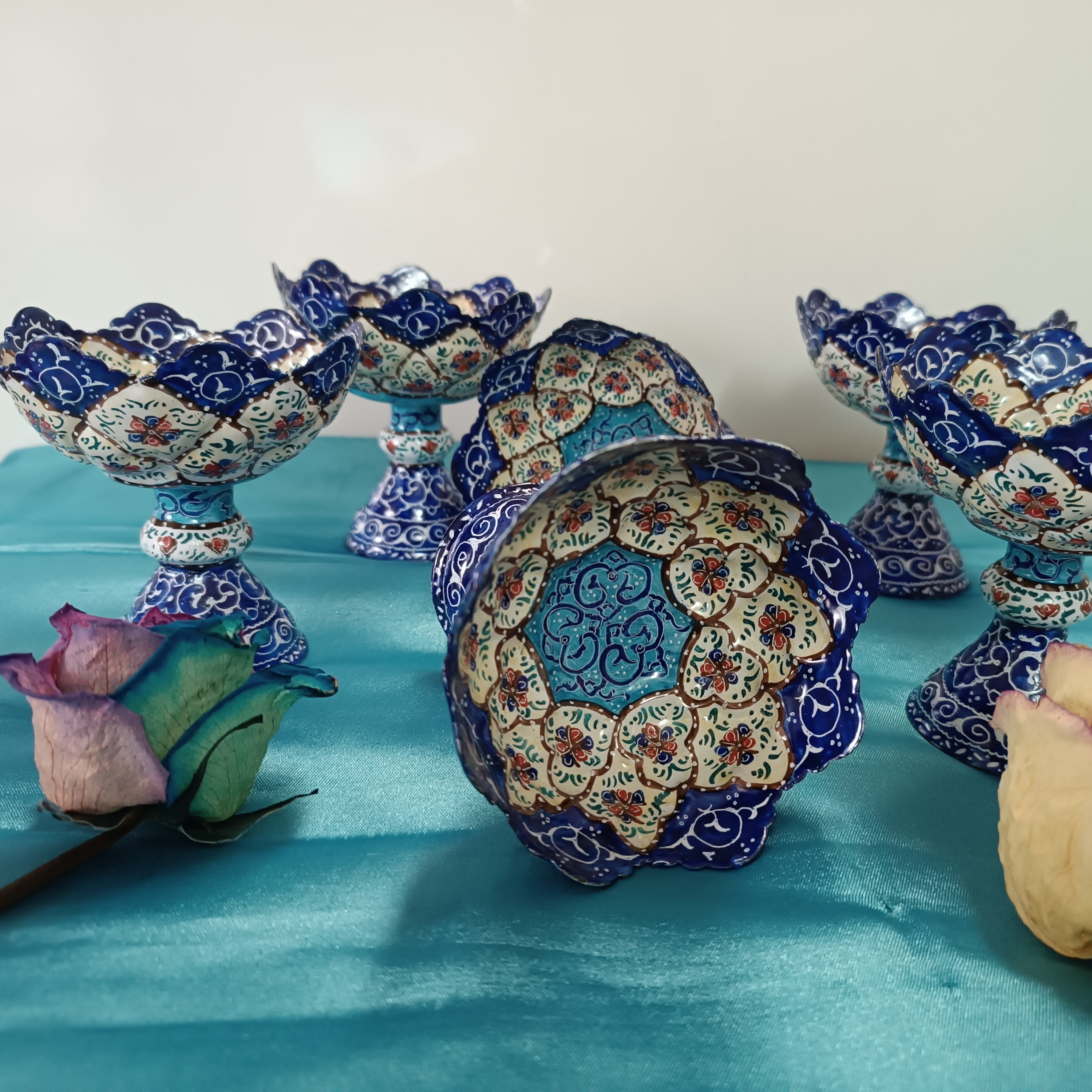 هفت سین مینا کاری 6عدد کاسه پایه دار سایز12