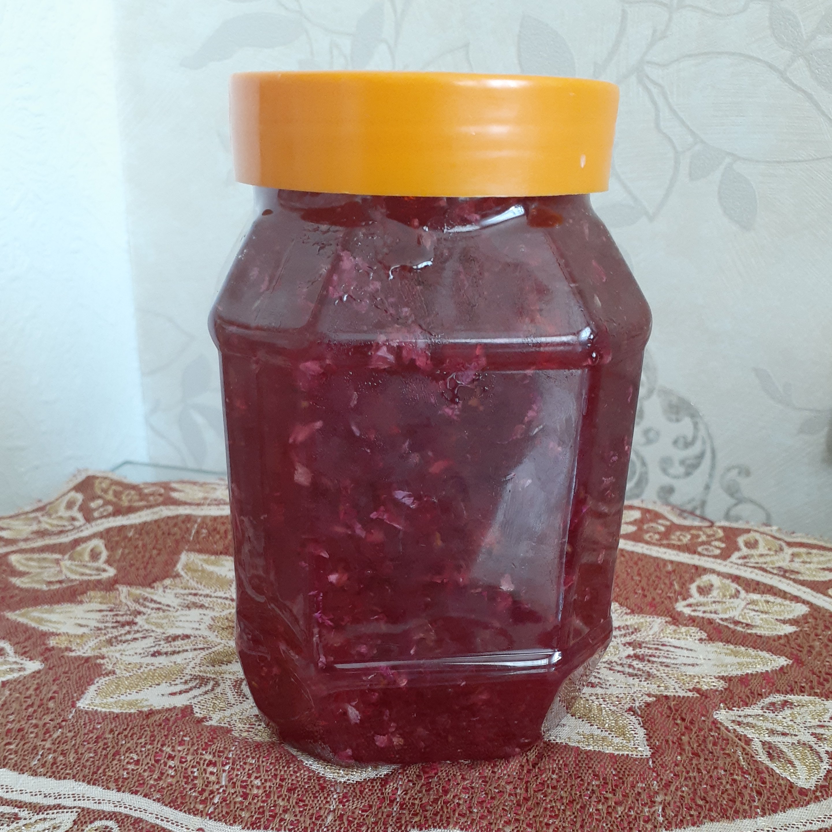 مربای گل محمدی (1کیلویی)