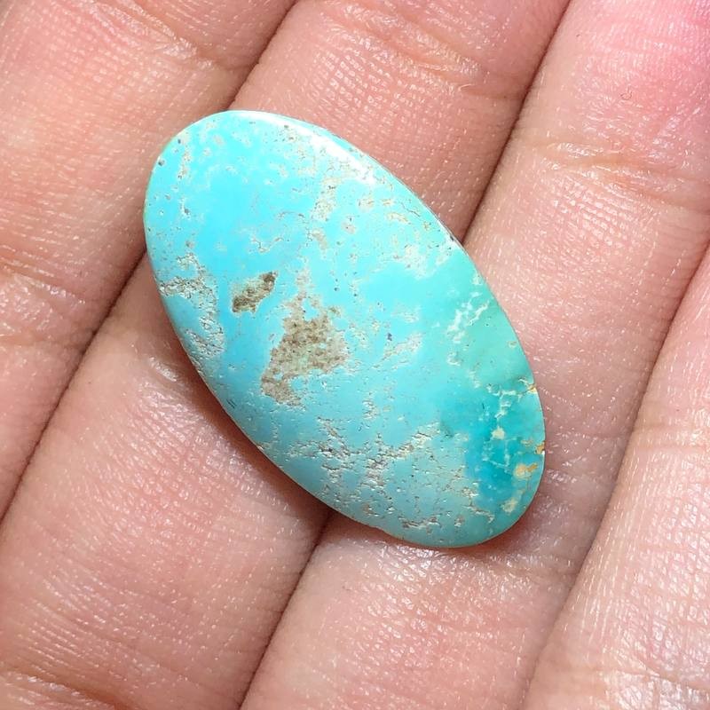 نگین فیروزه نیشابوری فاخر و زیبا کاملا طبیعی با طرح و شکلی زیبا و خاص سایز مدالی  کد 227